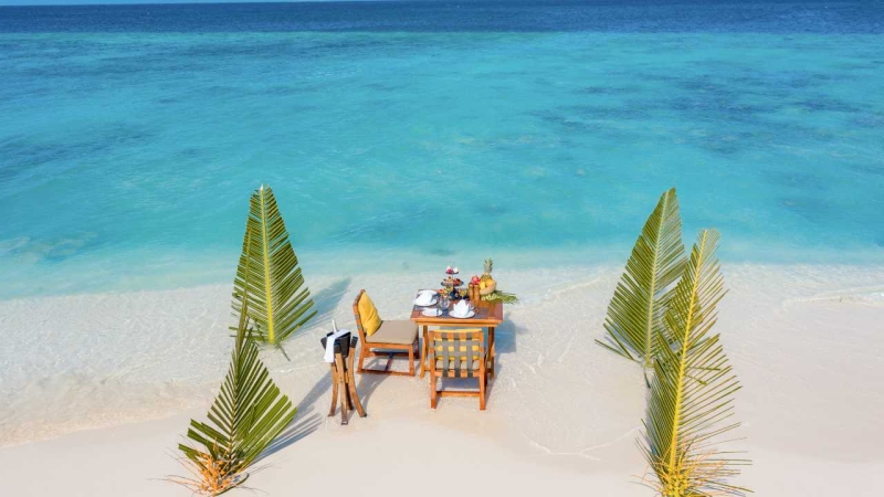 LAGOON DINING